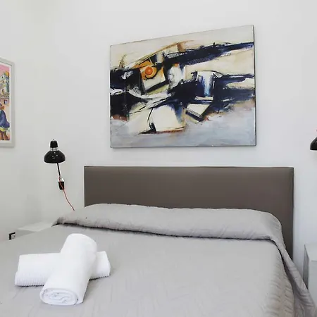 La Casa Del Gallerista * 마나롤라